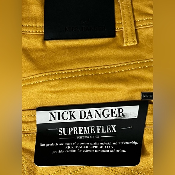 NWT Nick Danger 32/30 Slim Fit Supreme Flex Golden Yellow Action Jeans - Picture 7 of 7